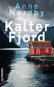 Cover Kalter Fjord Thumb300 zeigt eine Fjordlandschaft
